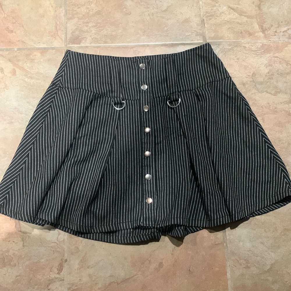 Hot topic skirt